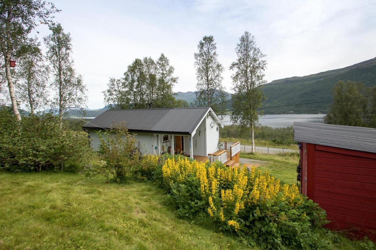 Villa Midt Troms Perle Finnsnes Exterior foto